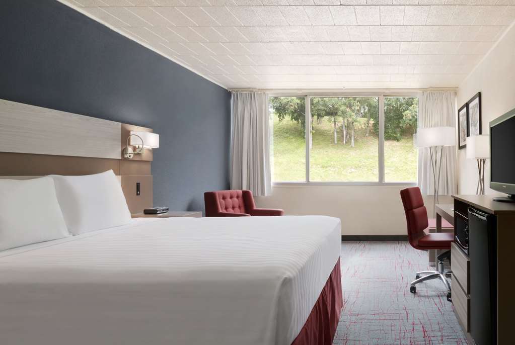 Hotel Ramada By Wyndham 3*